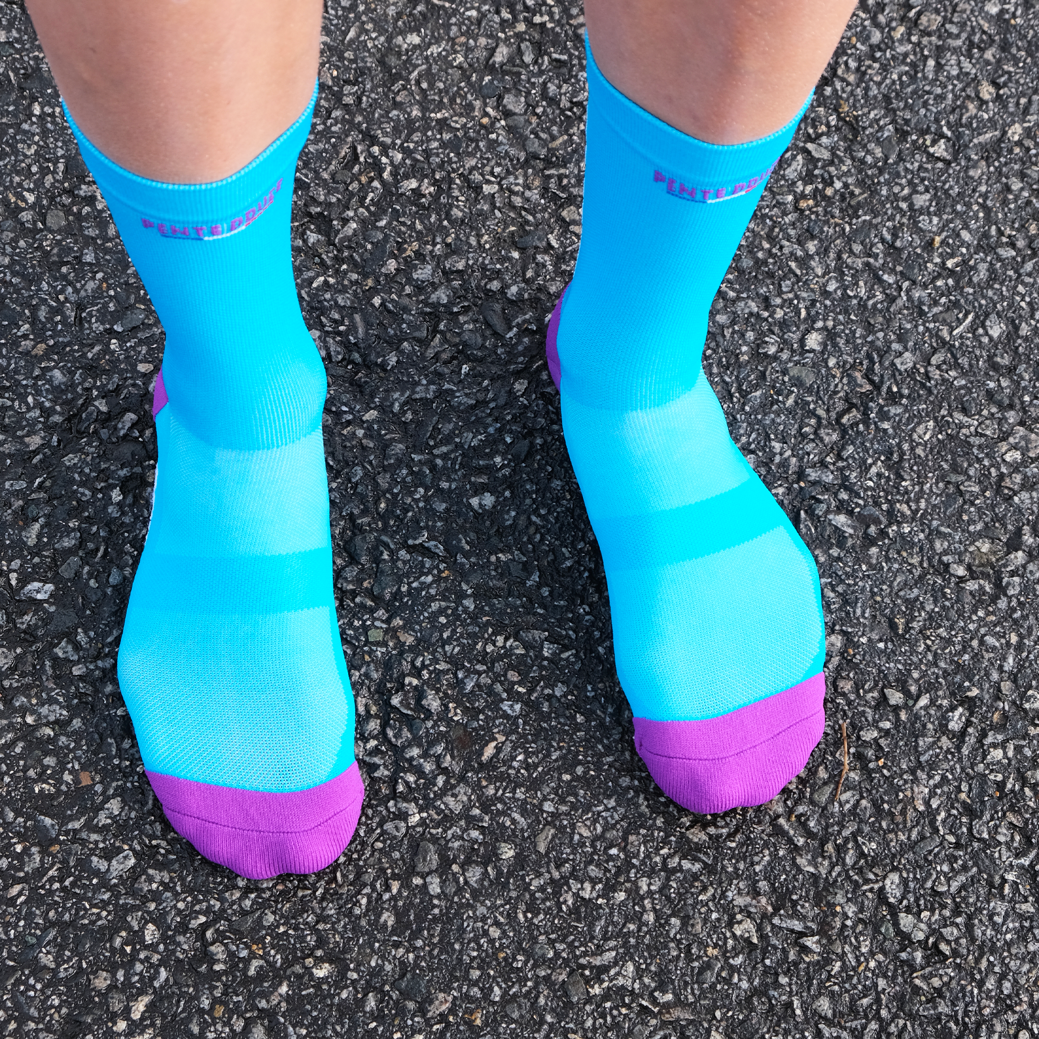 Chaussettes de cyclisme - La turquoise/violet