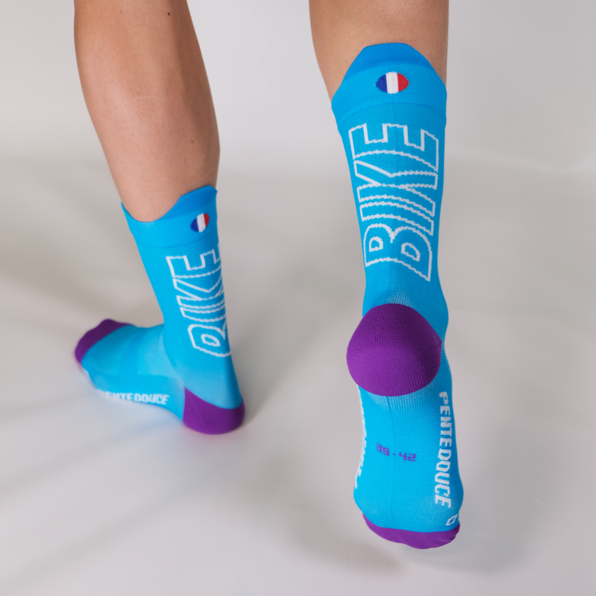 Chaussettes de cyclisme - La turquoise/violet